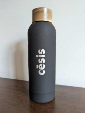 Pudele metāla 700ml ar gravējumu (Cēsis)
